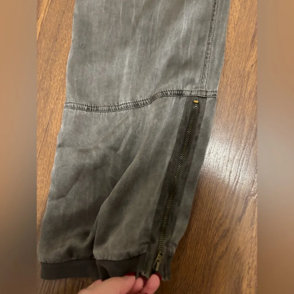 Twelfth Street by Cynthia Vincent 100% Silk Pants Size 6 - Picture 2 of 5